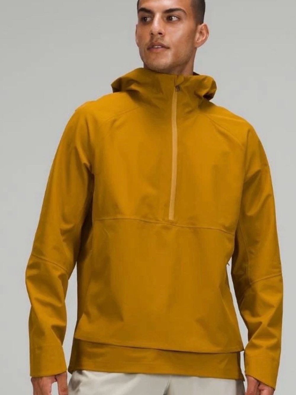 lululemon athletica Men's Mustard Hooded Rain Anorak